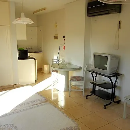 Tsialis Hotell